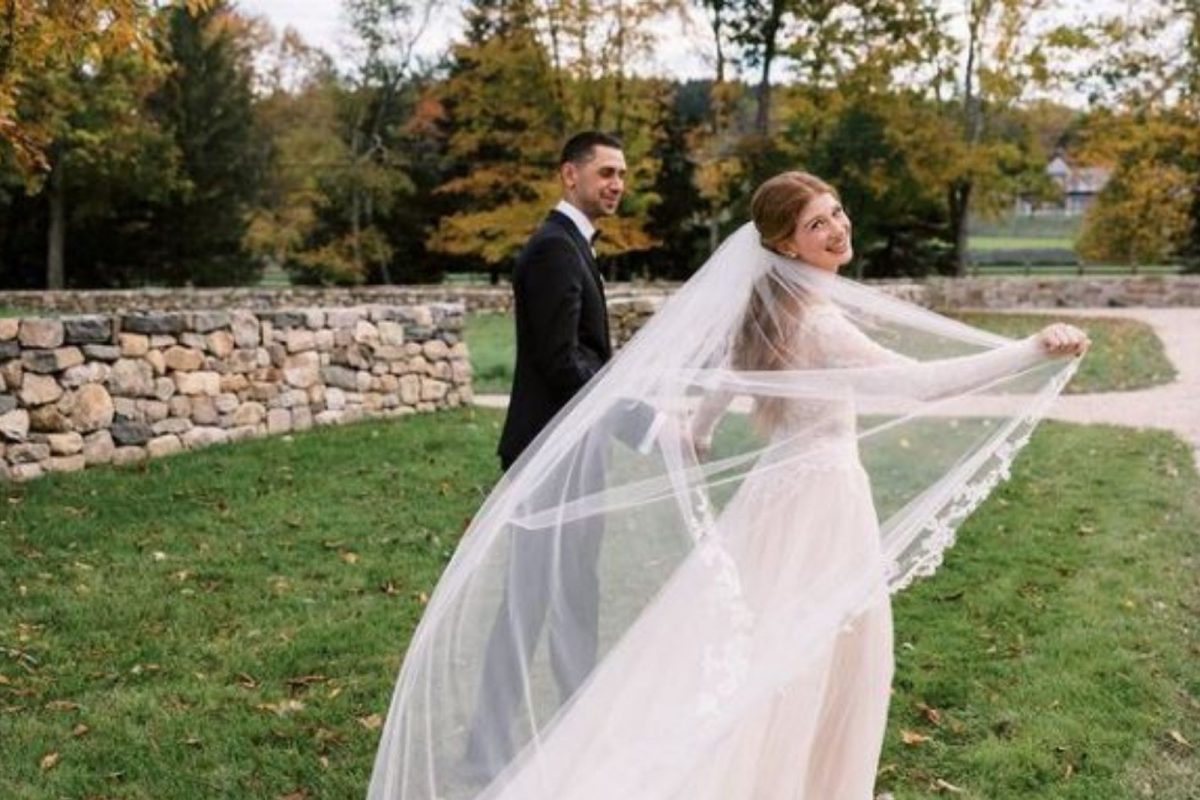 Bill Gates यांच्या मुलीनं बॉयफ्रेंडसोबत बांधली लग्नगाठ; रिसेप्शनचा खर्च वाचून चक्रावून जाल