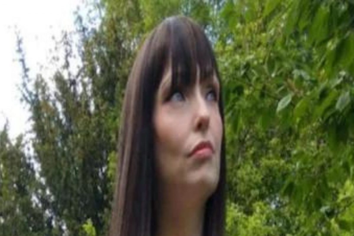 डायटिंग न करता फक्त FB आणि Instagram डिलीट करून महिलेनं घटवलं 31 किलो वजन; वाचा कसं झालं शक्य