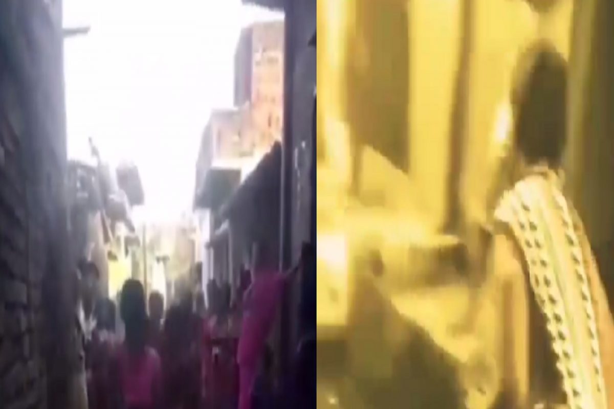 दोन बायकांच्या भांडणात बिचाऱ्या तिसऱ्यालाच खावा लागला मार; VIDEO पाहून पोट धरून हसाल