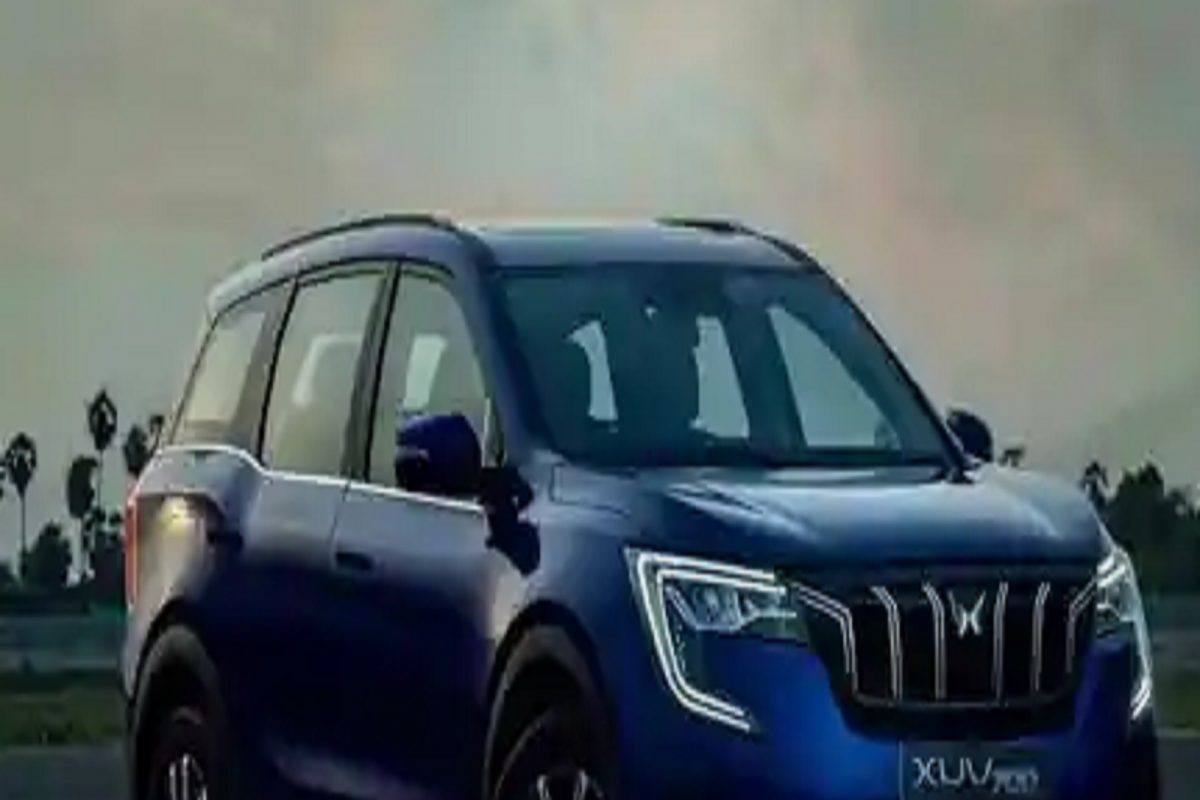 अवघ्या 57 मिनिटांत 25000 Mahindra XUV700 ची विक्री, आता मोजावी लागणार अधिक रक्कम