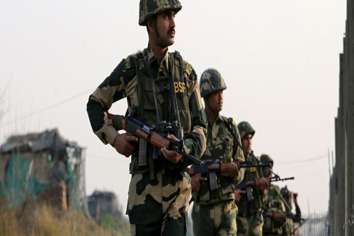 मुंबईतील प्रेयसीला भेटण्यासाठी पाकिस्तानच्या तरुणाने लढवली शक्कल पण सीमेजवळ आल्यावर गेली अक्कल!