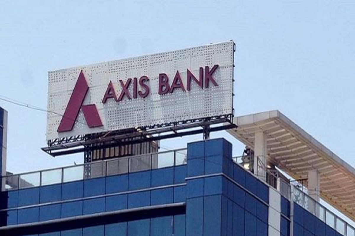 खूशखबर! Axis Bank ची धमाकेदार फेस्टिव्ह ऑफर! होम लोनवर 12 EMI ची सूट तर आणखीही काही बेनिफिट्स