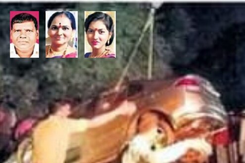 देवीच्या दर्शनासाठी जाणाऱ्या कुटुंबावर काळाचा घाला; कार बंधाऱ्यात कोसळून सासू-सासरे अन् सुनेचा मृत्यू देवीच्या दर्शनासाठी जाणाऱ्या कुटुंबावर काळाचा घाला; कार बंधाऱ्यात कोसळून सासू-सासरे अन् सुनेचा मृत्यू