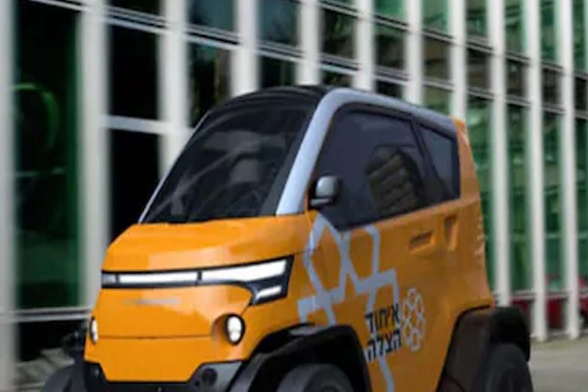 आतापर्यंत केवळ चित्रपटांमध्ये दिसणाऱ्या या फोल्डेबल कार्स (Foldable car) लवकरच रस्त्यावर धावताना दिसणार आहेत.