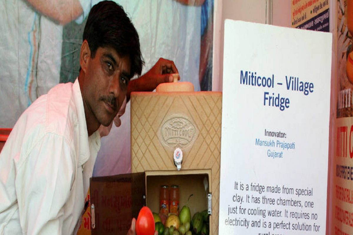 विजेशिवाय चालणारा पहिला फ्रीज; किंमतही तुमच्या खिशाला परवडणारी