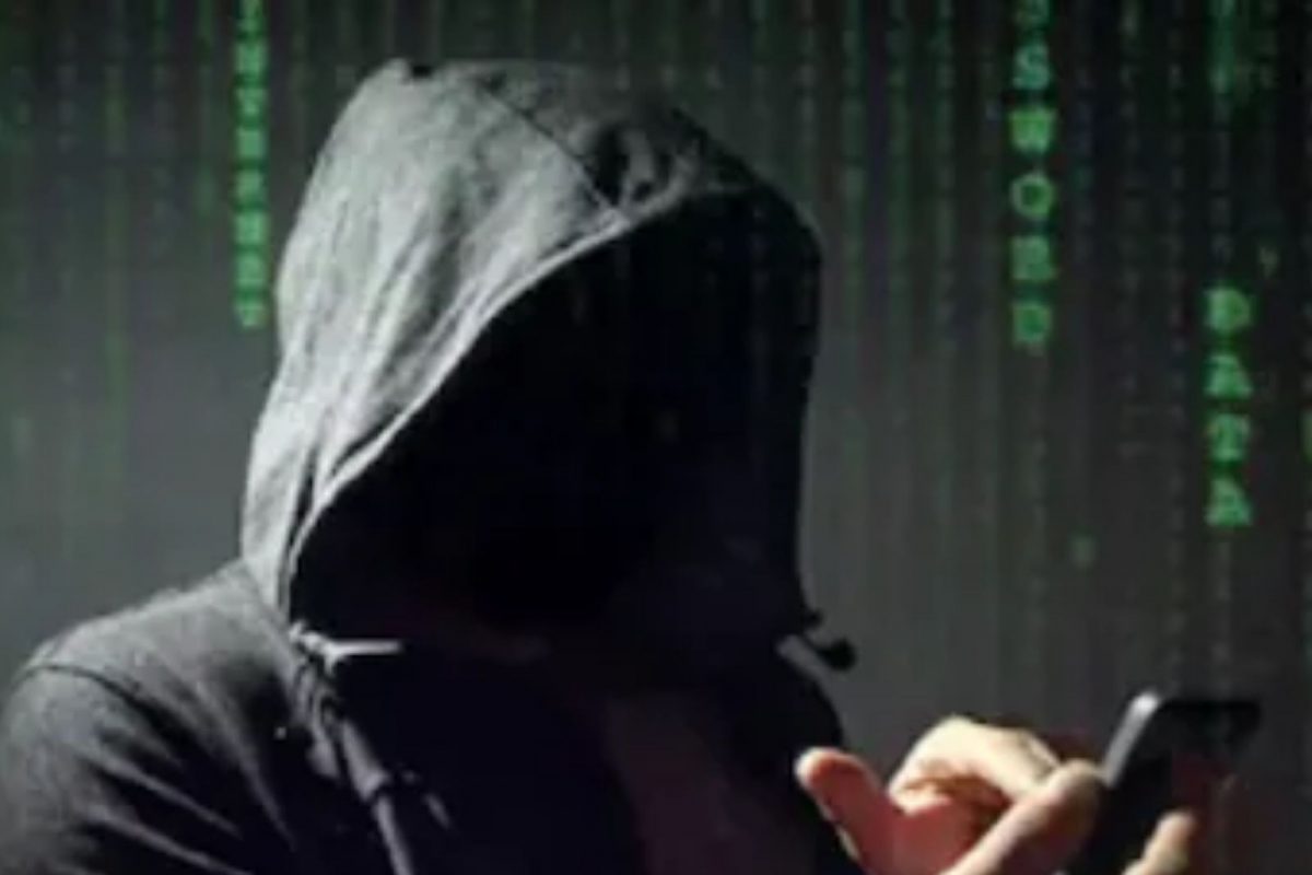 Crime Alert! अनोळखी कॉल्सपासून सावधान; अन्यथा दिवाळीत होऊ शकतो बँक अकाऊंट रिकामा