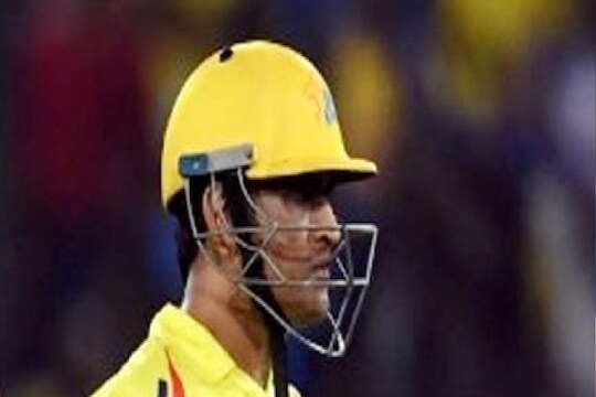IPL 2022: धोनी चेन्नईकडून खेळणार की नाही? नियमांमुळे वाढलं CSK चं टेन्शन