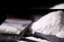 कोल्हापुरात फार्महाऊसमध्ये ड्रग्सचा कारखाना, हाय प्रोफाइल वकिलाचा समावेश