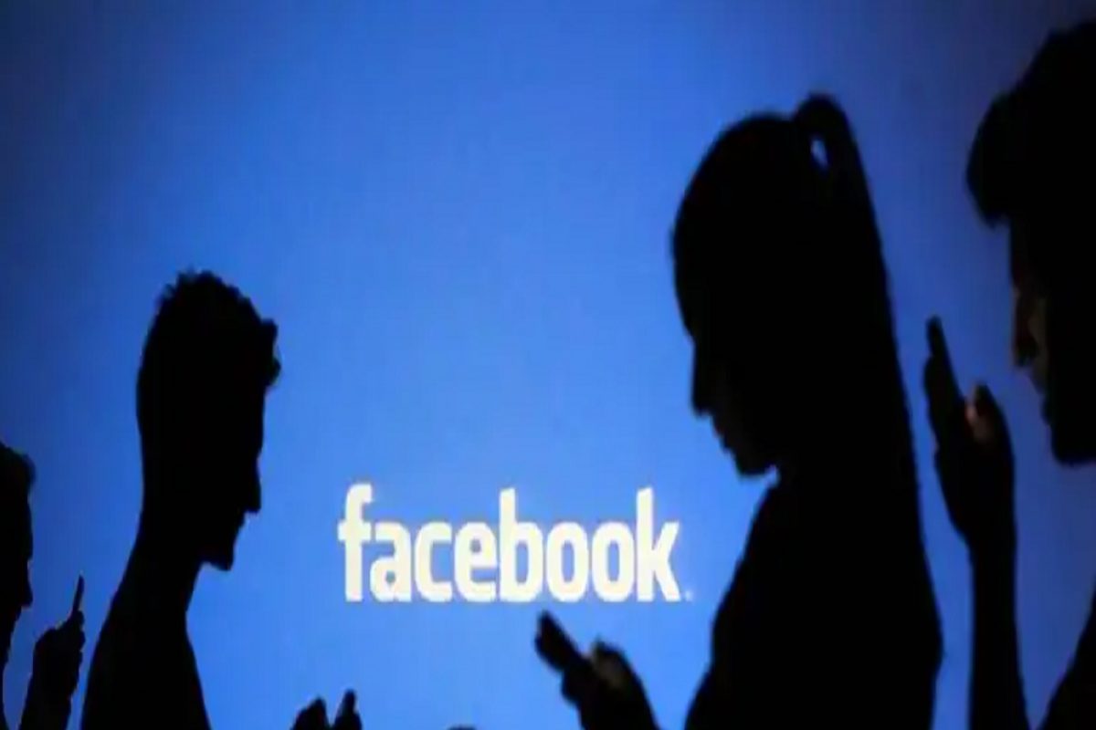 FB पेपर लीकमधून मोठा खुलासा, Facebook वरुन कमी होतेय तरुणांची संख्या, वाचा काय आहेत कारणं