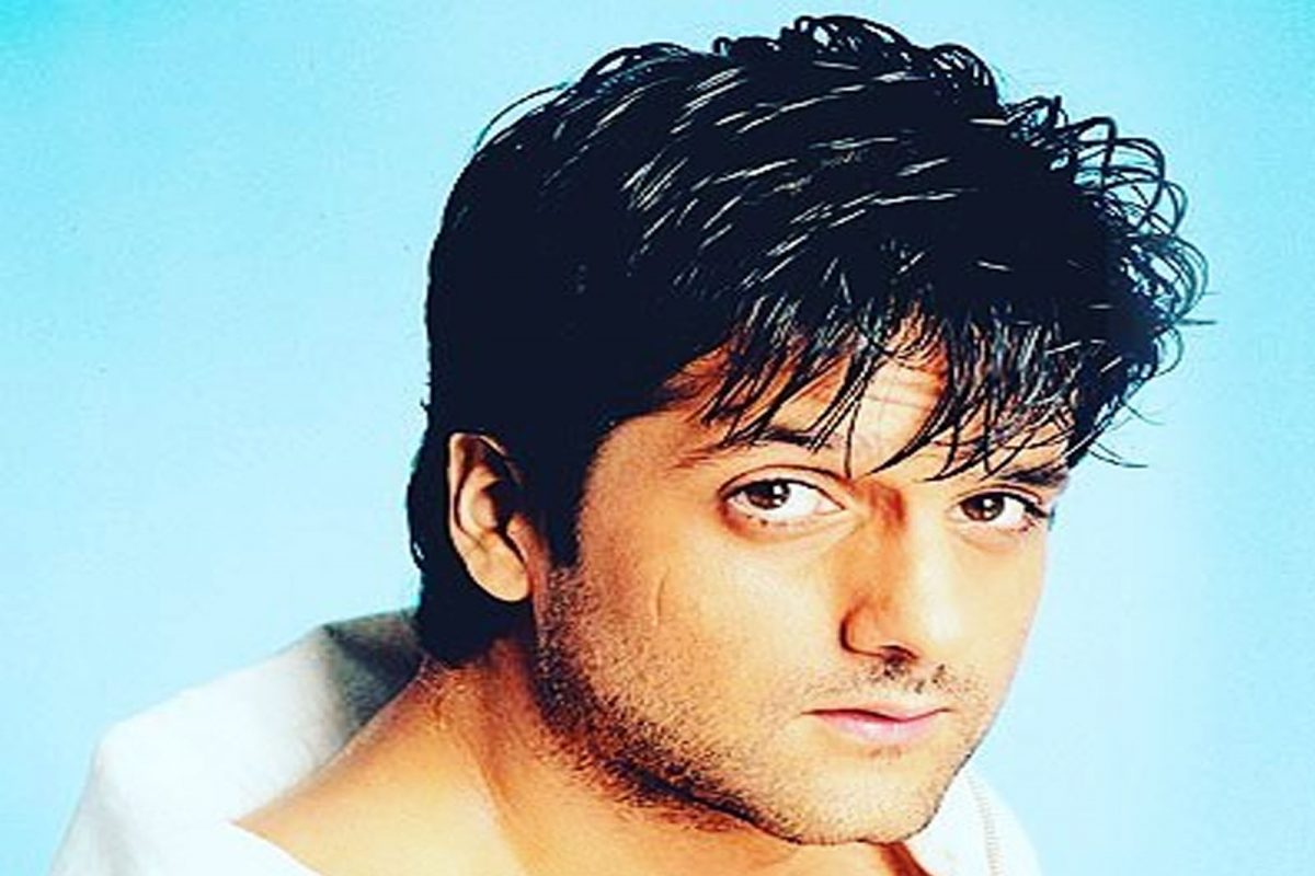 फरदीन खान 'या' मराठमोळ्या अभिनेत्रीसोबत करणार कमबॅक; तब्बल 11 वर्षांनी बॉलिवूडमध्ये परतणार