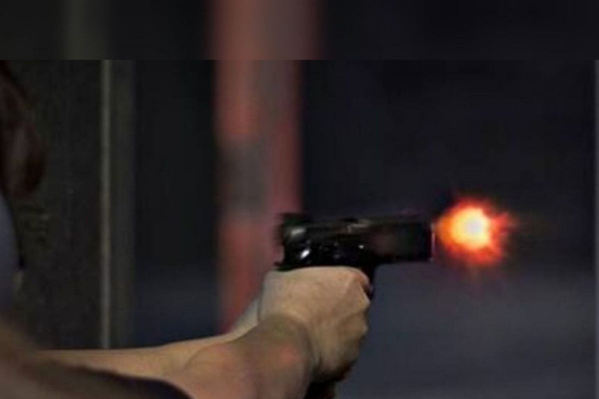 पाइपनं मारल्याचा बदला गोळी मारून घेतला; नगरमध्ये सख्ख्या भावांत तुंबळ हाणामारी