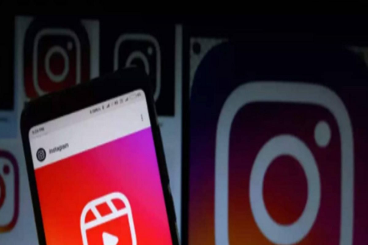 रील एक 60 सेकंदाचा व्हिडीओ असून यात ऑडिओ, एआर इफेक्ट्स आणि इतर क्रिएटिव्ह टूल्स आहेत. रील्सला क्लिपप्रमाणे एका सीरिजमध्ये किंवा एकत्रच रेकॉर्ड करू शकता. रील्स इन्स्टाग्रामवर टिकटॉकप्रमाणेच एक फीचर आहे.