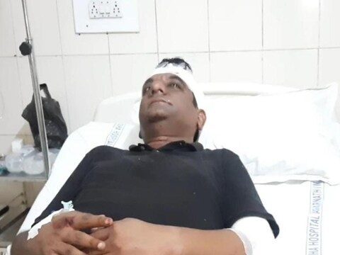 मतांच्या राजकारणासाठी ही हाणामारी झाल्याची चर्चा सुरू आहे. या प्रकरणी अंबरनाथ पोलिसांमध्ये परस्पर विरोधी गुन्हे दाखल करण्याची प्रक्रिया सुरू केली.