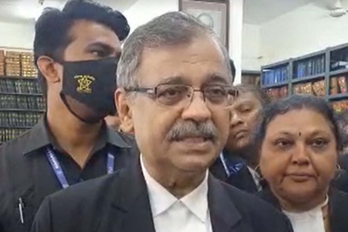 'राज्य सरकार किंवा केंद्र सरकार यांच्या तपास यंत्रणावर काही मत व्यक्त केली जात आहेत. तपास यंत्रणांनी तपास करताना संयम बाळगला पाहिजे.