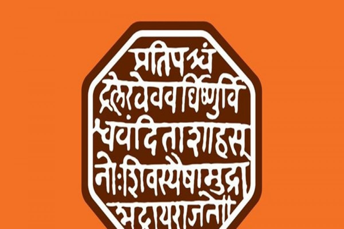 विवाहित महिलेचे अश्लील व्हिडीओ काढून ब्लॅकमेल करणाऱ्याला मनसे कार्यकर्त्यांचा चोप