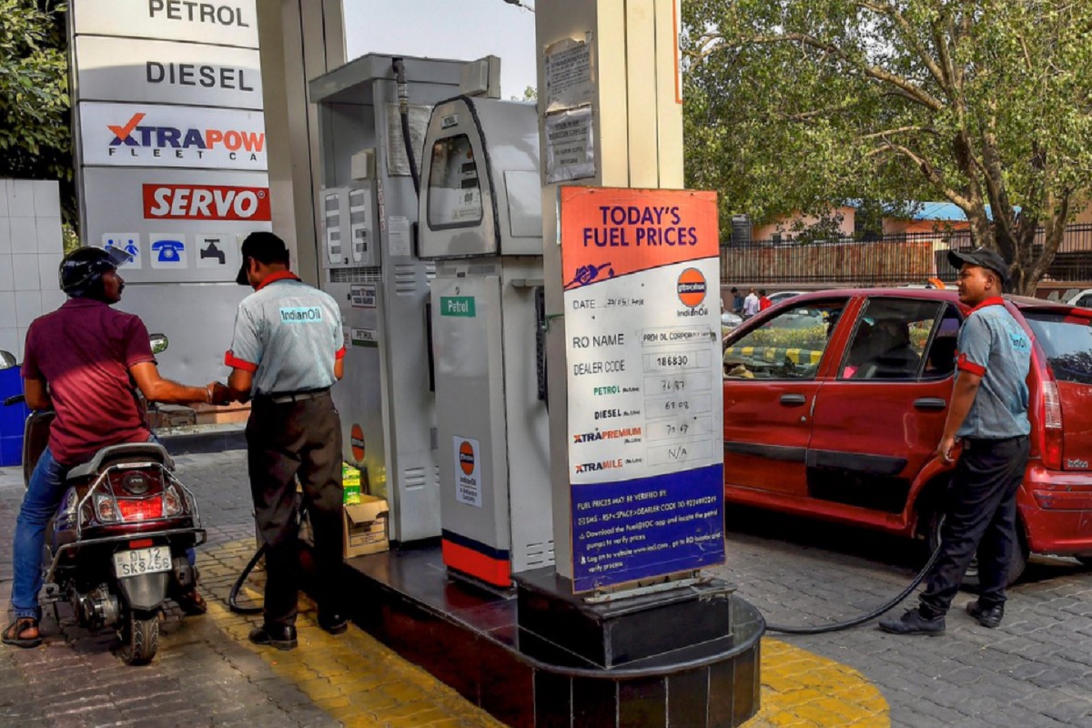 Petrol Price Today: आज पुन्हा पेट्रोल-डिझेल महागलं, सलग सहाव्या दिवशी इंधन दरवाढ