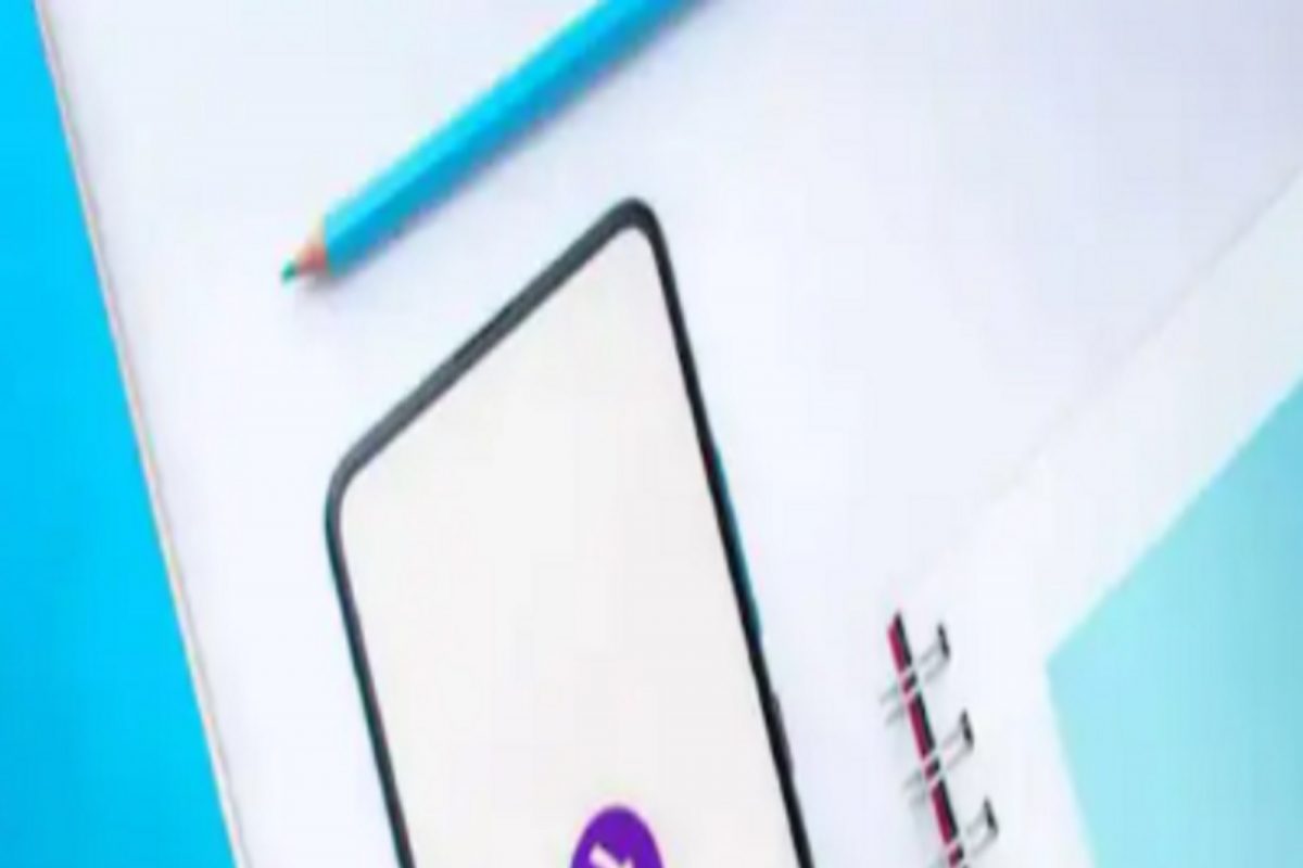 PhonePe युजर्सला मोठा झटका, आता मोबाइल रिचार्ज करणं महागणार