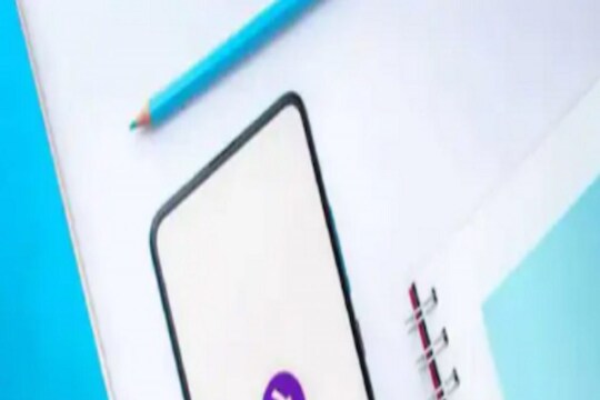 PhonePe युजर्सला मोठा झटका, आता मोबाइल रिचार्ज करणं महागणार
