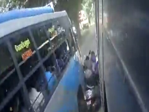 बाईक आणि बसच्या अपघाताचं हे थरारक दृश्य सीसीटीव्ही कॅमेऱ्यात कैद झालं (Puducherry bike bus accident video).
