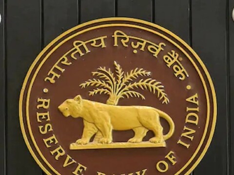 रिझर्व्ह बँक ऑफ इंडियाने एमयूएफजी (MUFG) बँकेवर ही दंडात्मक कारवाई (RBI Imposed Penalty on MUFG Bank) केली असून, या बँकेला 30 लाख रुपया्ंचा दंड भरावा लागणार आहे.