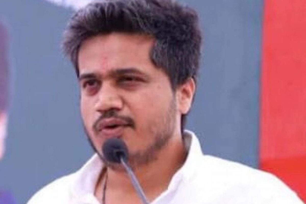 'तुमच्या सोबत त्याच्याशी लढत असताना गेली दोन वर्षे त्याला हुलकावणी देत होतो, पण अखेर त्याने मला गाठलंच'