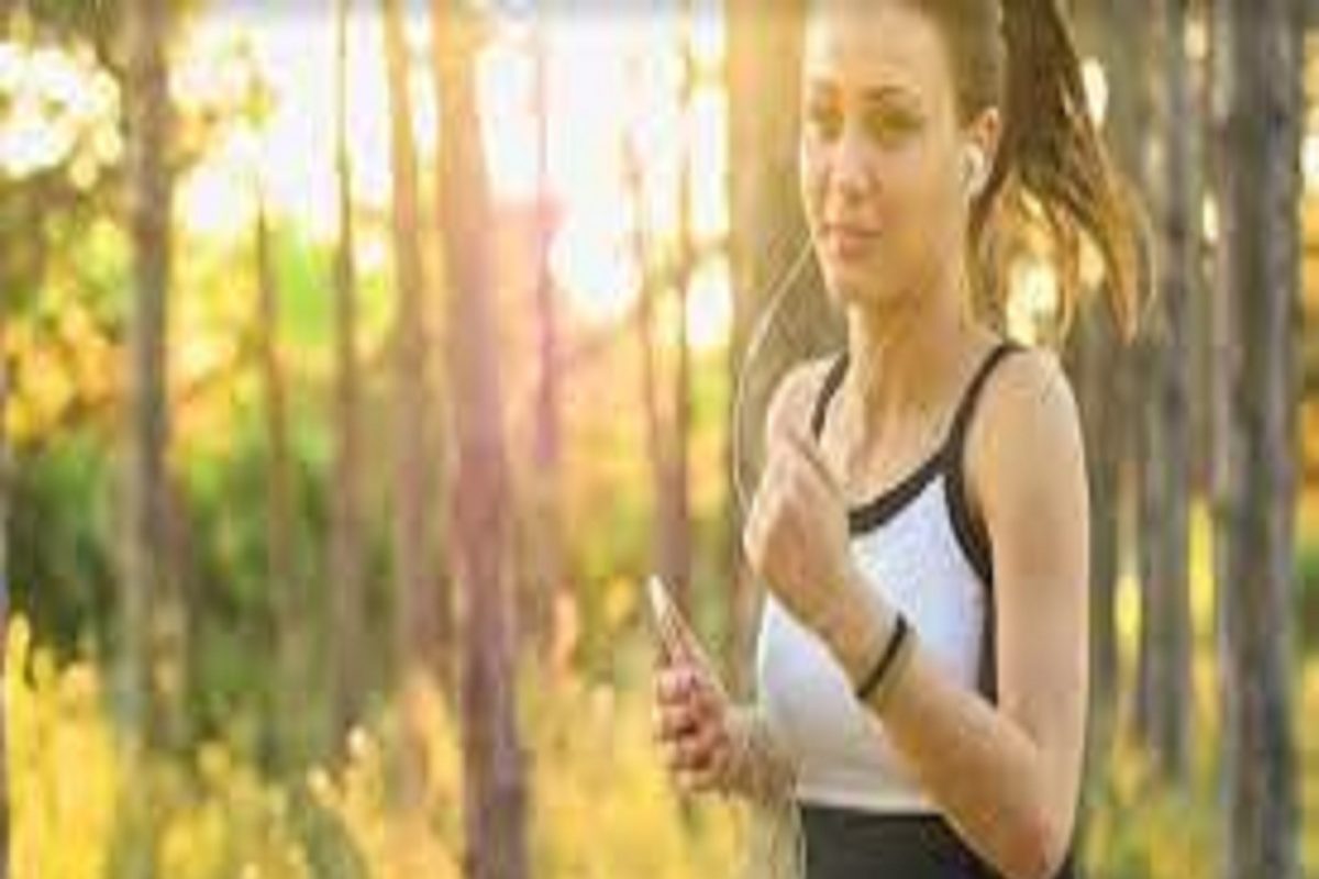 Running Benefits : जास्त अंतर धावायचं की वेगानं धावायचं? यातलं काय असतं अधिक फायद्याचं?