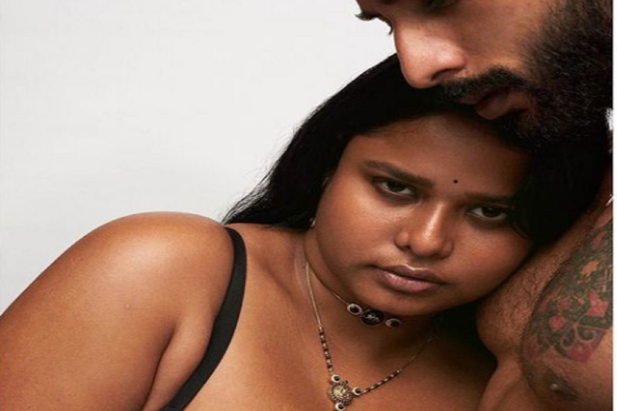 अंतर्वस्त्रावर मंगळसूत्र घातलेल्या मॉडेल्समुळे फॅशन डिझायनर सब्यसाची ट्रोलर्सच्या निशाण्यावर