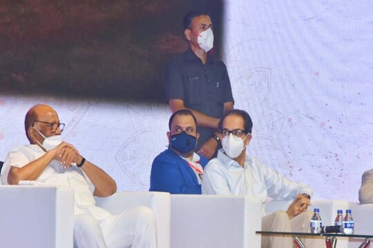 'राज्य सरकारला कायदा आणण्याची गरज का? आणि गुप्त मतदानाचा कायदा असताना या सरकारला आपल्या आमदारांवर विश्वास का नाही ?