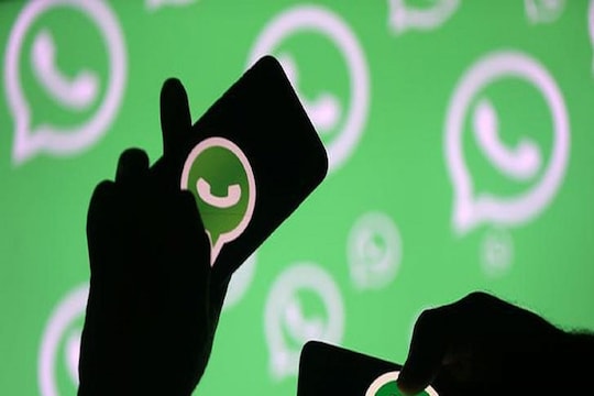 Ex Boyfriend ने दिली Sex चॅट व्हायरल करण्याची धमकी, 23 वर्षीय मुलीने उचललं टोकाचं पाऊल (प्रातिनिधिक फोटो)