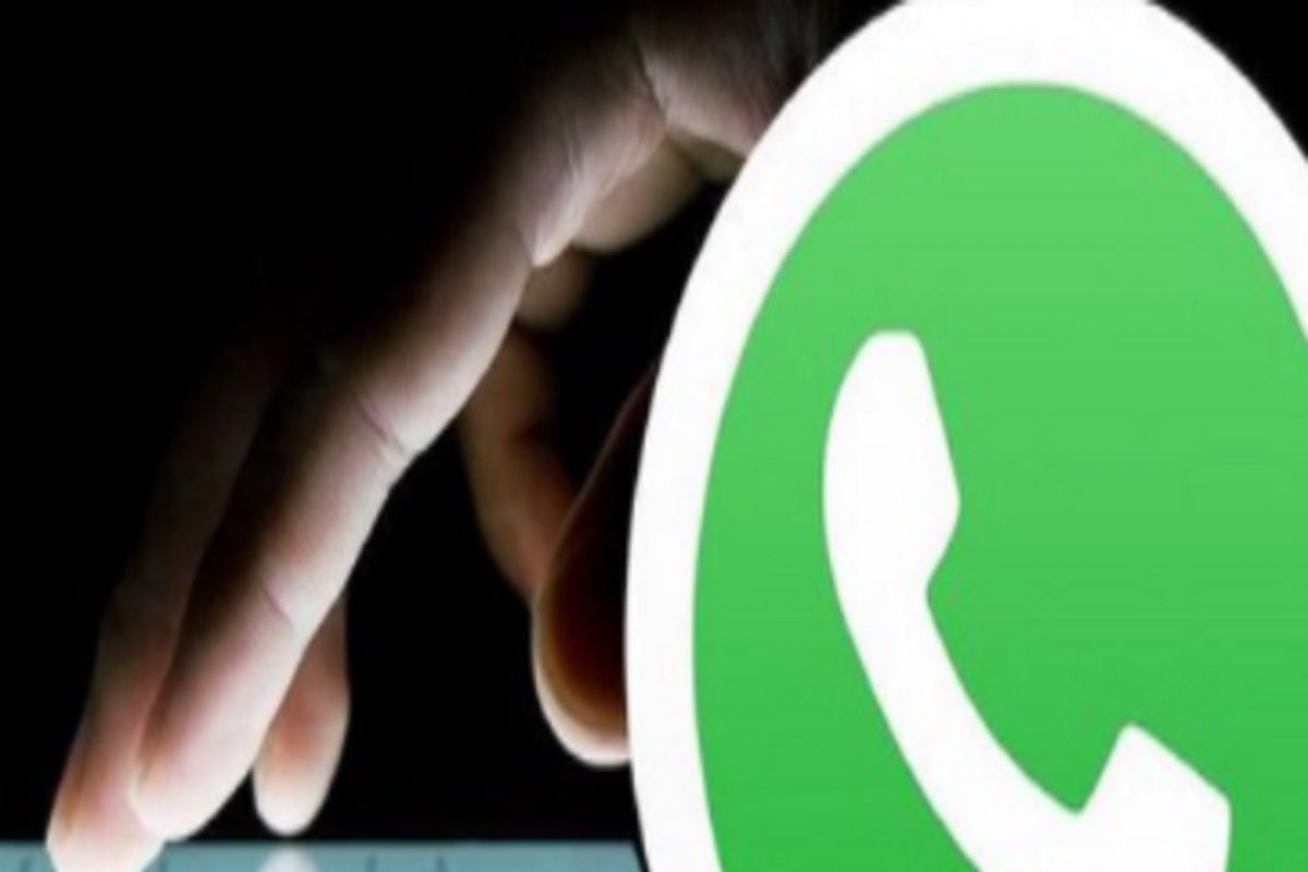 Drugs And Bollywood: ड्रग्ज चौकशीच्या भीतीने बॉलिवूडकर डिलीट करतायंत WhatsApp Chat