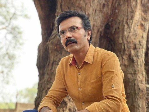 'आई कुठे काय करते' (Aai Kuthe Kay Karte) मालिका एक वळणावर असताना अनिरुद्धच्या व्यक्तिरेखेसाठी मिलिंद गवळी यांनी एक खास पोस्ट केली आहे. सध्या ही पोस्ट चर्चेत आहे.