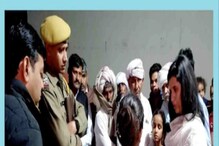 14 वर्षांच्या मुलीनं हुशारी दाखवत थांबवलं स्वतःचं लग्न, कुटुबांनं केलं बहिष्कृत 14 वर्षांच्या मुलीनं हुशारी दाखवत थांबवलं स्वतःचं लग्न, कुटुबांनं केलं बहिष्कृत