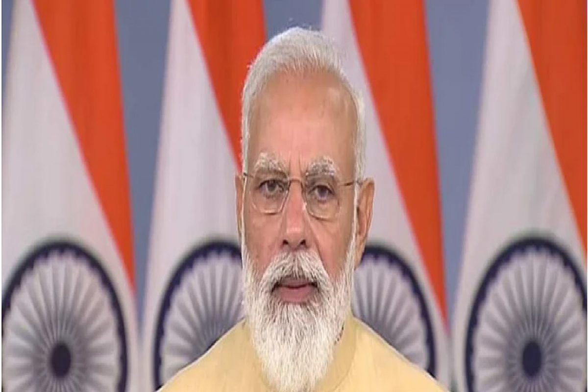 प्रत्येक गावासाठी वेगळी रणनिती बनवा, लसीकरणाचा वेग वाढवा! पंतप्रधान मोदींच्या सूचना