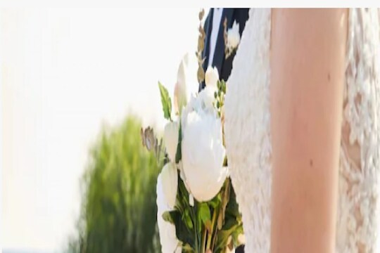 विचित्र! सासूचं जावयावर जडलं प्रेम, लग्नाअगोदरच लेकीला धक्का