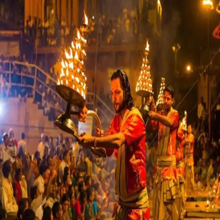 केरळमध्ये केवळ कोचीमध्येच दिवाळी साजरी केली जाते. फक्त तिथेच तुम्हाला घराबाहेर दिवे दिसतील. याशिवाय कुठेच तुम्हाला रोषणाई दिसणार नाही. 