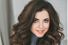 घनदाट काळ्या केसांसाठी खूप उपयोगी आहेत हे3 नॅचरल हेयर टॉनिक; असे बनवा घरच्या-घरी