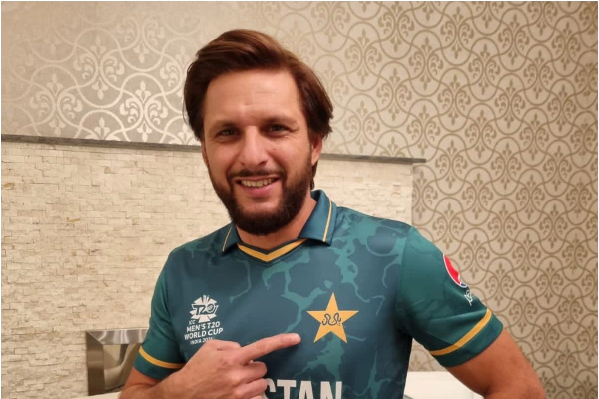 PSL 2022 : मॅचच्या एक दिवस आधी आफ्रिदी कोरोना पॉझिटिव्ह, कॅप्टनलाही लागण