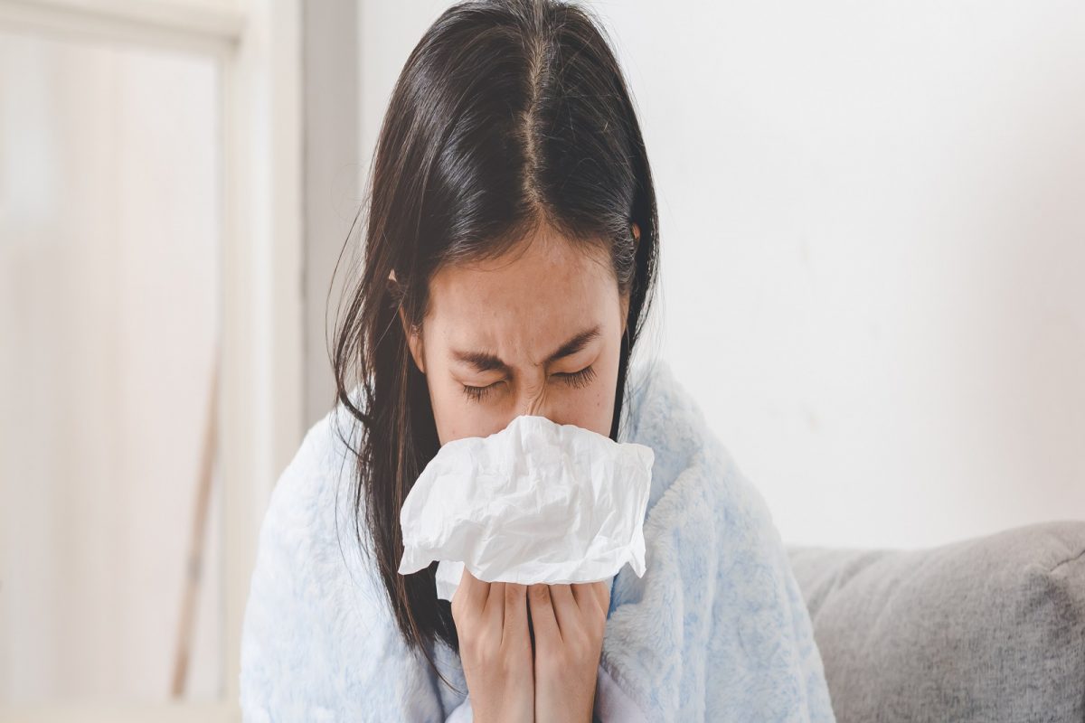 सर्दी-पडशाचे विषाणू कोरोनाविरूद्ध प्रतिकारशक्ती वाढवतात; नवीन संशोधनातील माहिती