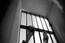 निष्पाप मुलाने पाहिला 5 मिनिटांचा सिनेमा, मिळाली 14 वर्षांची शिक्षा