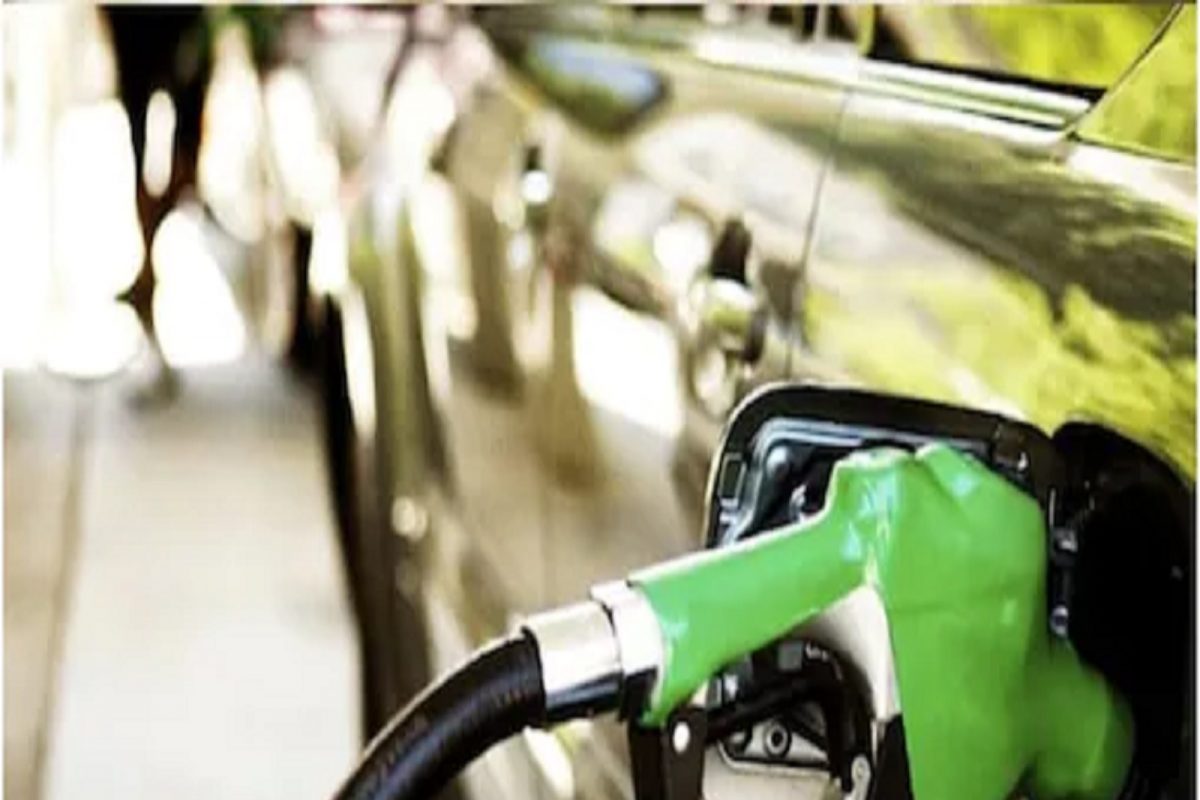 लवकरच तुमची कार धावेल 60 रुपये प्रतिलिटर दरात, मोदी सरकारचा नवा प्लॅन