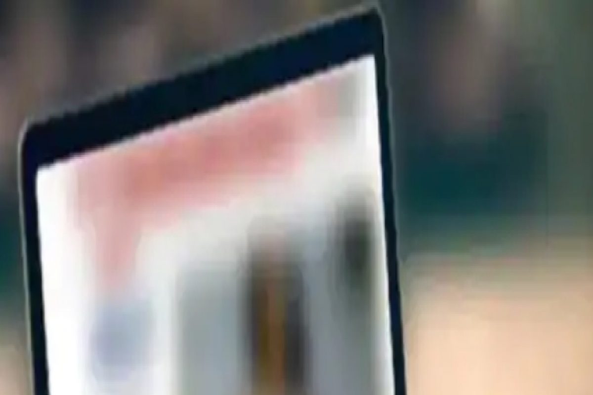 You Too गुरुजी? शिक्षकांनी विद्यार्थ्यांच्या ग्रुपवर पाठवला Porn Video, उडाला हलकल्लोळ