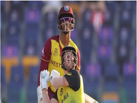 टी-20 वर्ल्ड कपमध्ये (T20 World Cup) ऑस्ट्रेलियाचं सेमी फायनलचं स्थान जवळपास निश्चित झालं आहे. वेस्ट इंडिजविरुद्धच्या सामन्यात ऑस्ट्रेलियाचा (Australia vs West Indies) तब्बल 8 विकेटने विजय झाला.