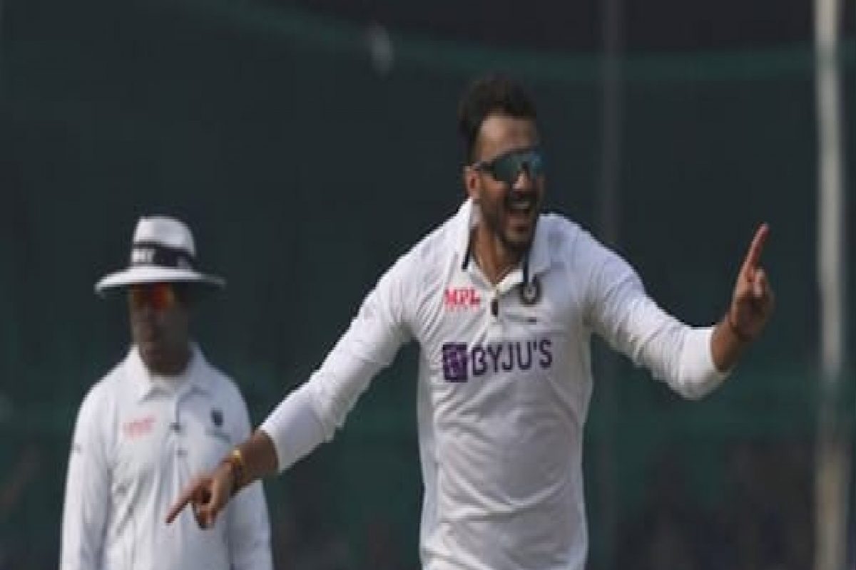 IND vs SL : डे-नाईट टेस्टसाठी Axar Patel ची टीम इंडियात एण्ट्री, हा खेळाडू बाहेर