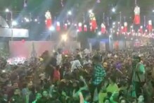 "social Distancing" चे तीन तेरा; शिवसेनेच्या कार्यक्रमात गर्दीला उत "social Distancing" चे तीन तेरा; शिवसेनेच्या कार्यक्रमात गर्दीला उत