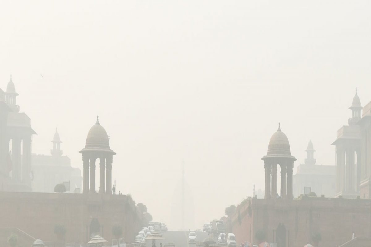 मृत्यूपूर्वीच स्टीफन हॉकिंग यांनी दिला होता इशारा! दुर्लक्ष केल्याने दिल्लीत श्वास घेणं मुश्कील