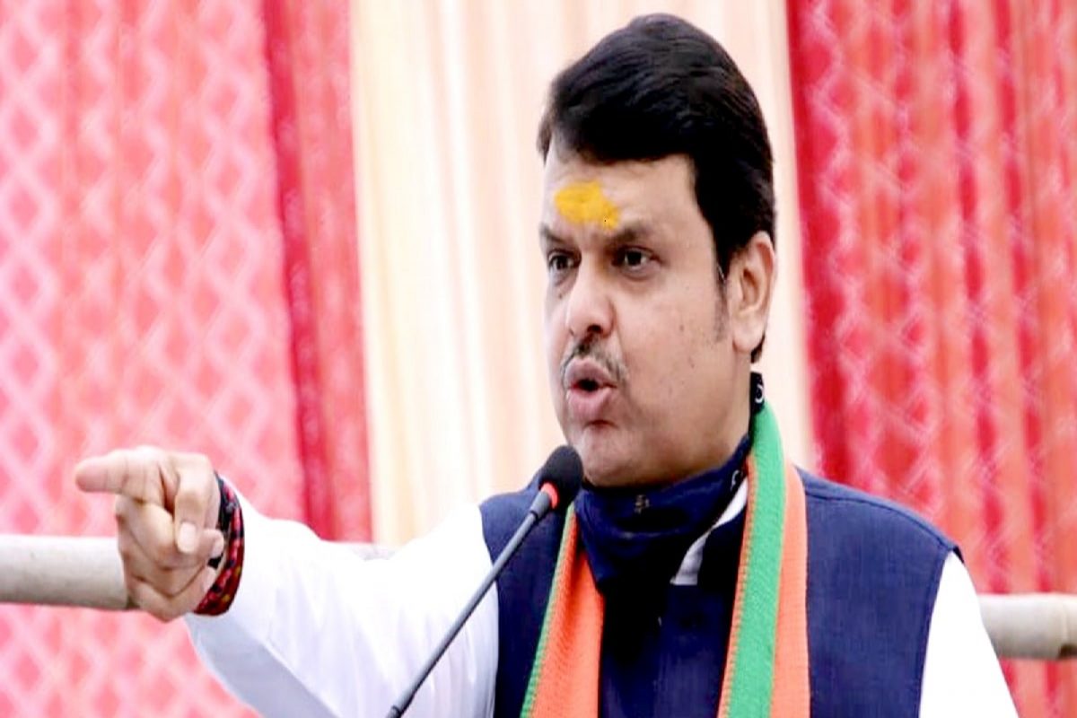 चंद्रकांत पाटील यांच्यापाठोपाठ देवेंद्र फडणवीस दिल्लीत, राजकीय वर्तुळात चर्चांना उधाण