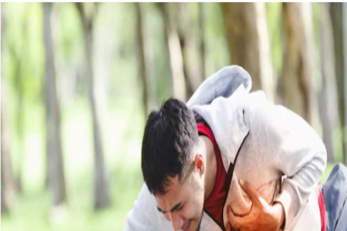 Heart attack or Heartburn : हृदयविकाराचा झटका आणि छातीत होणारी जळजळ यात काय फरक असतो? अशी ओळखा लक्षणे