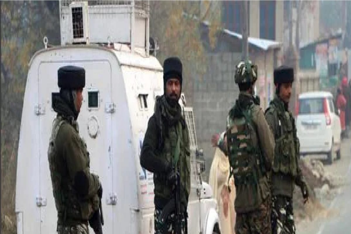 Kulgam Encounter: दोन दहशतवाद्यांना घेरलं जवानांनी; एकाचा खात्मा तर दुसऱ्याचा शोध सुरु