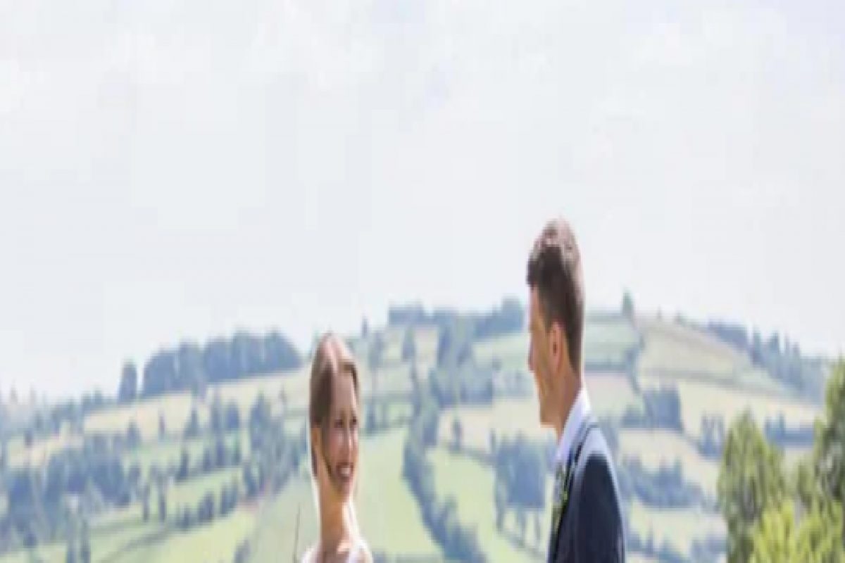 Interesting! जोडप्यानं चालवलं डोकं, कमी खर्चात केलं शानदार लग्न