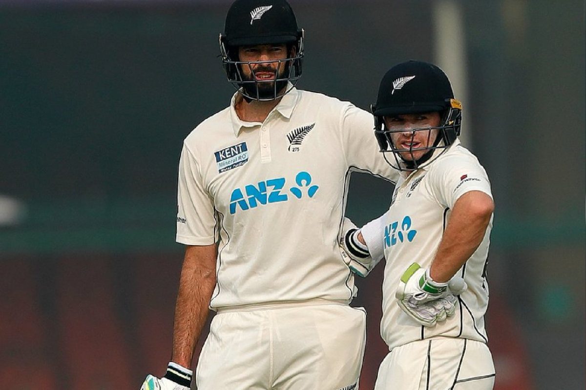 कानपूर टेस्टच्या पाचव्या दिवशी न्यूझीलंडनं चांगली सुरूवात केली आहे. (फोटो - @BLACKCAPS)